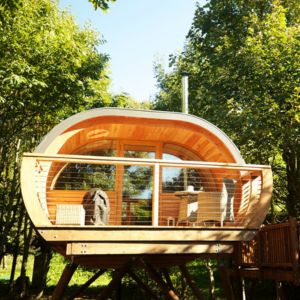 Hideaway treehouse with hot tub