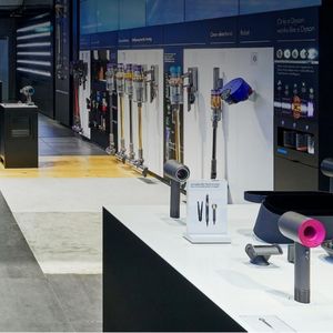 Touch and compare vacuum suction by Dyson