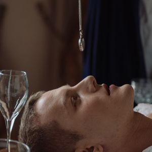 Emotional detox via hypnotherapy