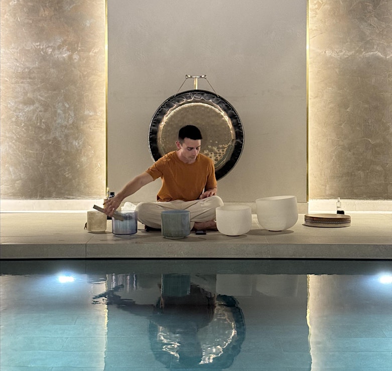 The Sound of Weightlessness: Floating Sound Bath